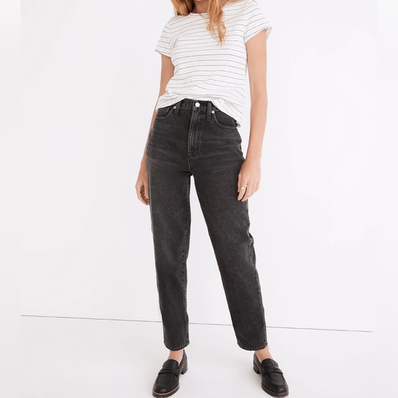 Madewell Baggy Taperer Jeans in Dark Wash - Picture 4 of 8